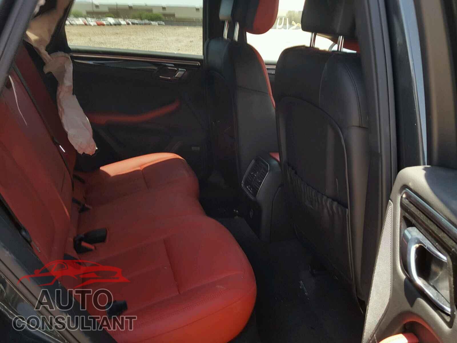 PORSCHE MACAN S 2018 - WP1AB2A59JLB32497