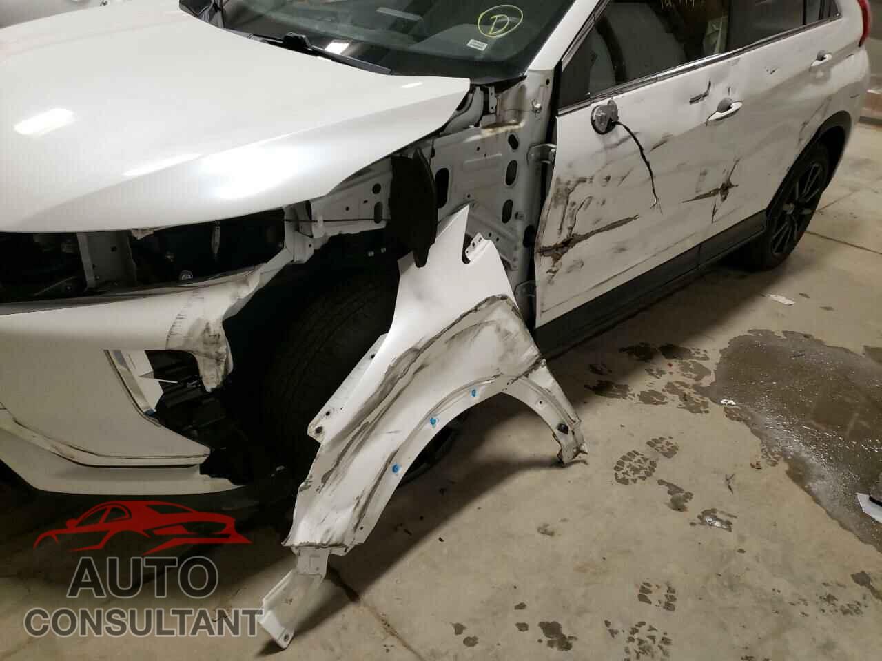 MITSUBISHI ECLIPSE 2018 - JA4AT4AA7JZ043106