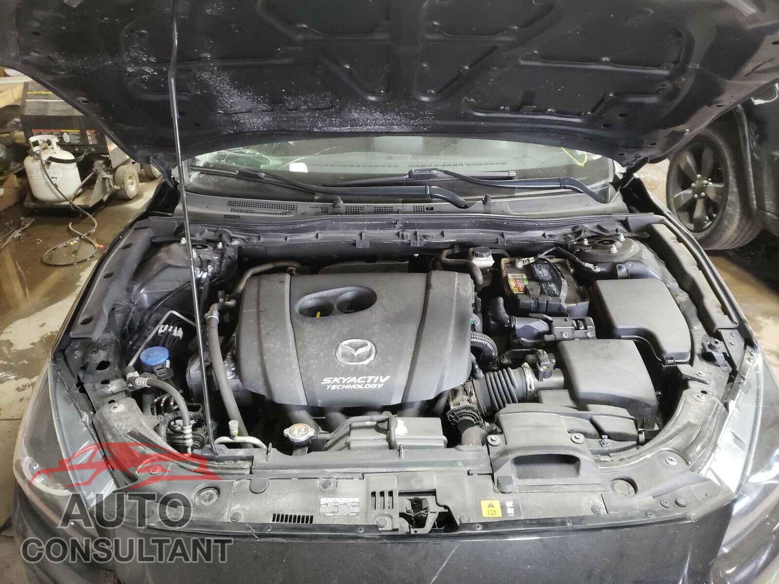 MAZDA 3 2017 - 3MZBN1U78HM108105