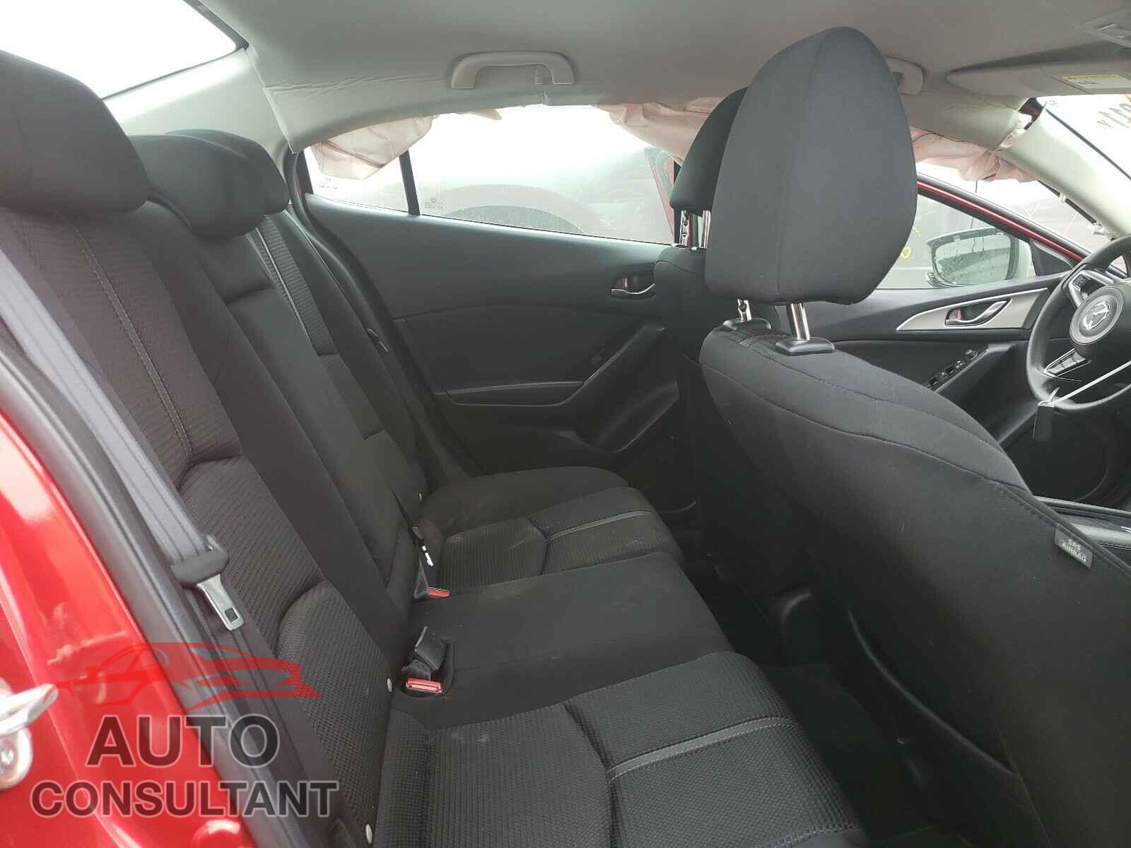 MAZDA 3 2017 - 3MZBN1U76HM136985
