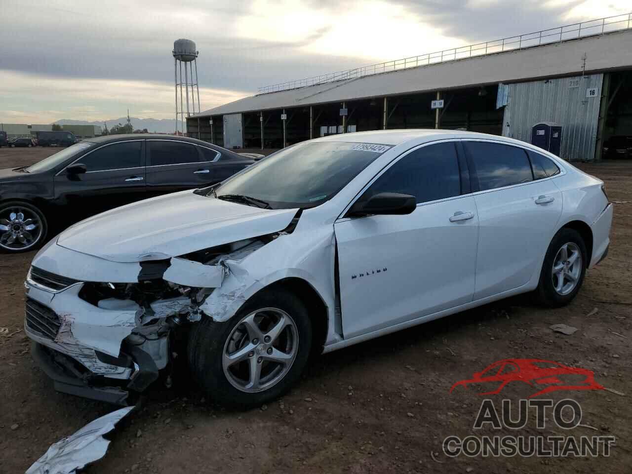 CHEVROLET MALIBU 2018 - 1G1ZB5ST1JF281772
