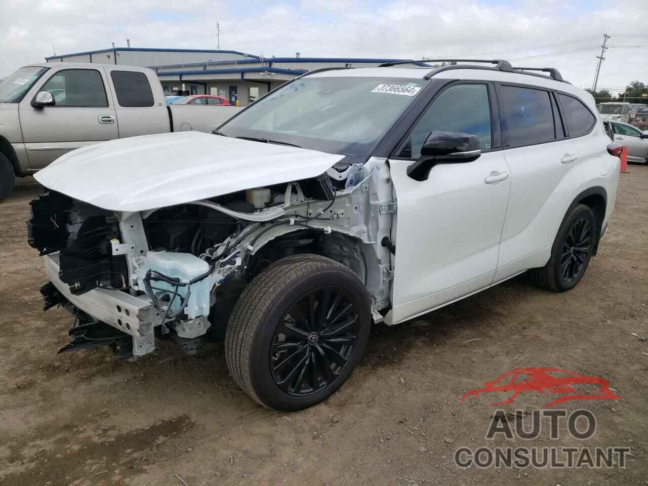 TOYOTA HIGHLANDER 2023 - 5TDKDRBH8PS016104