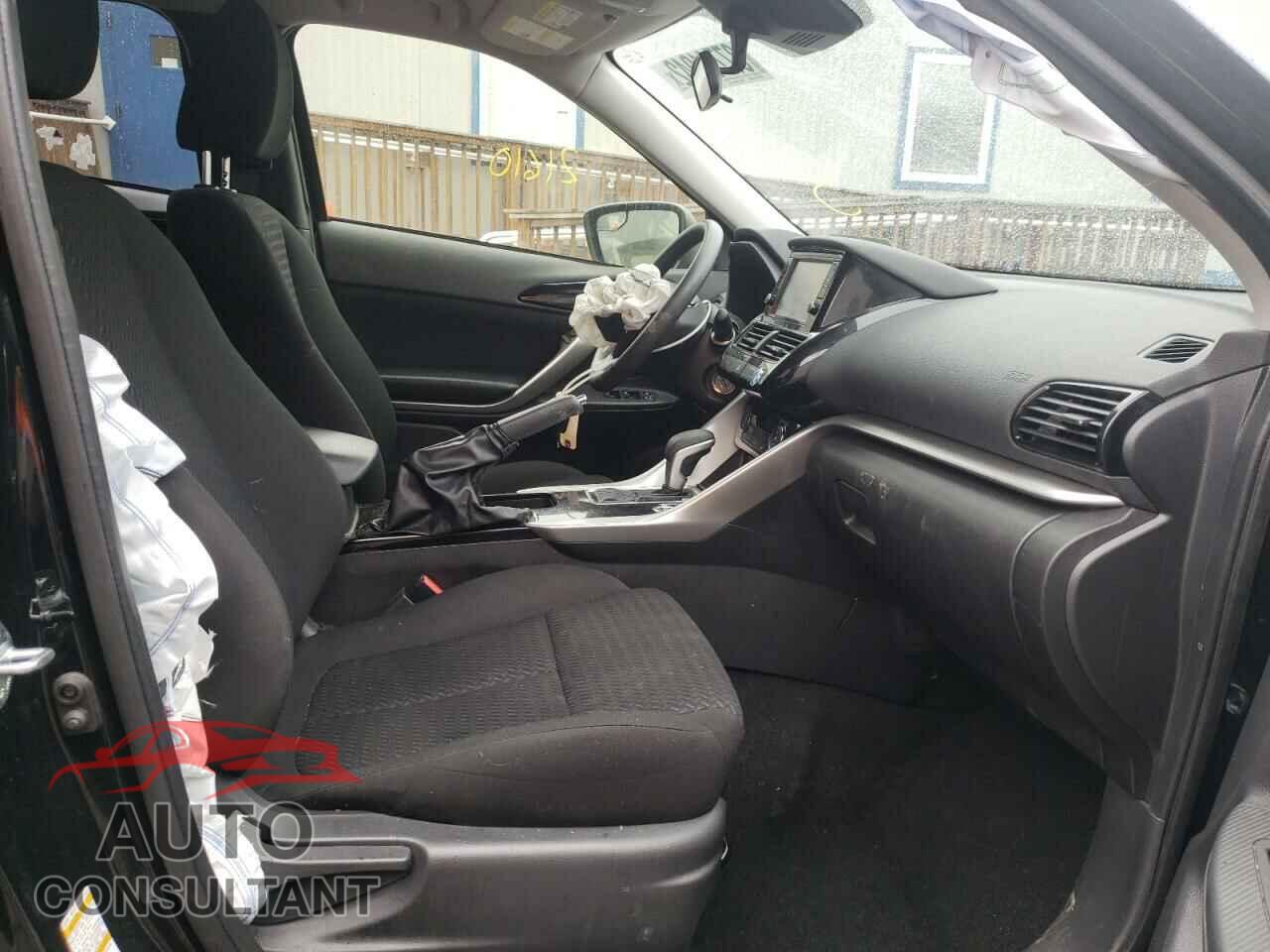 MITSUBISHI ECLIPSE 2022 - JA4ATUAA1NZ002119