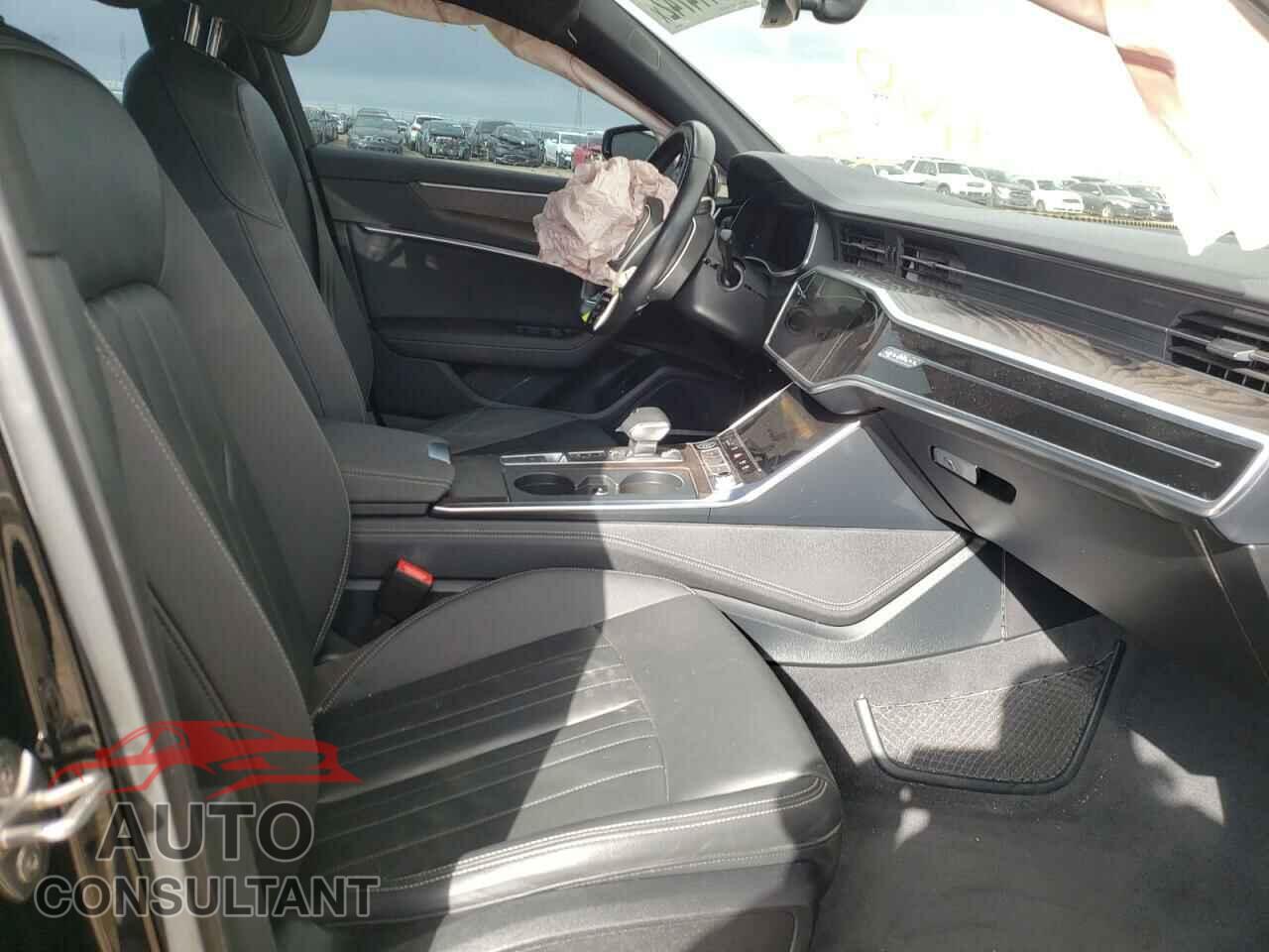 AUDI A6 2019 - WAUL2AF28KN074839