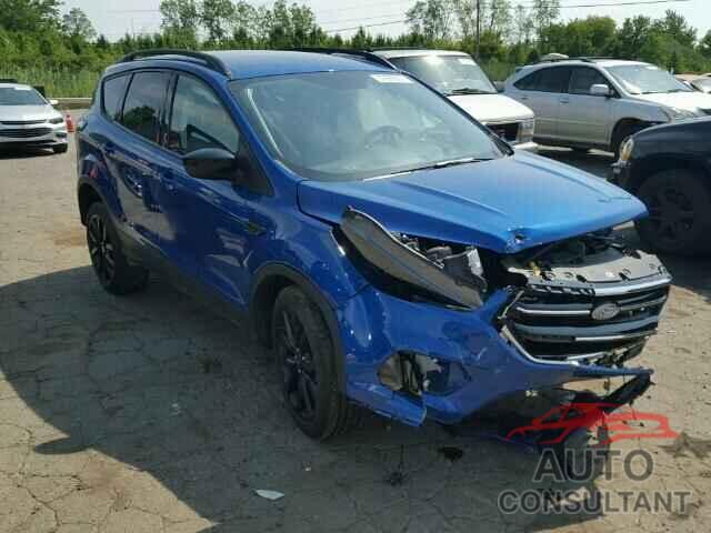 FORD ESCAPE 2017 - 1FMCU0GD2HUB28444