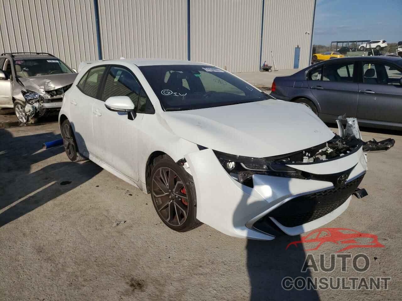 TOYOTA COROLLA 2021 - JTNA4MBE2M3138633