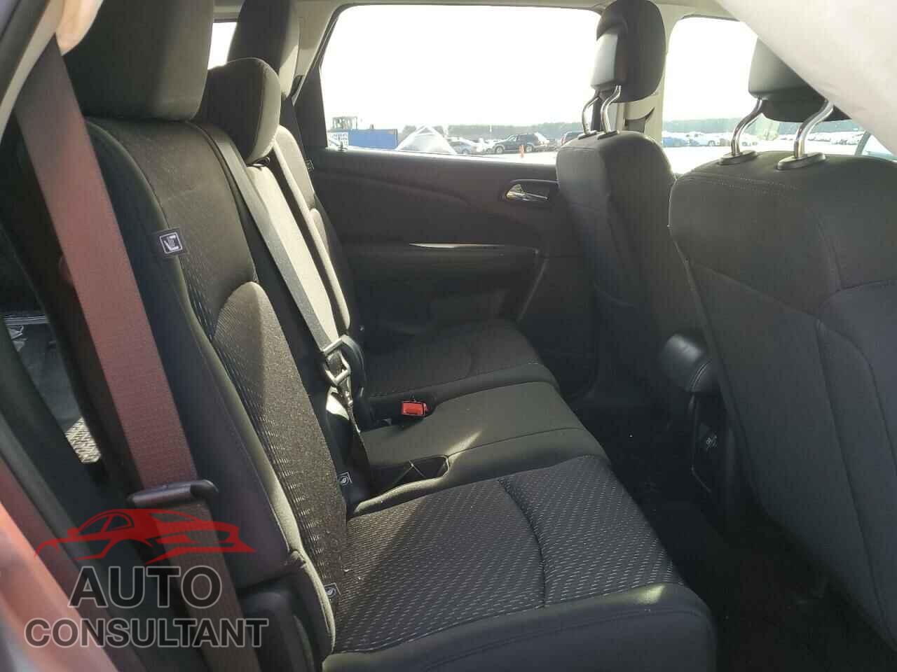 DODGE JOURNEY 2019 - 3C4PDCBB1KT758261