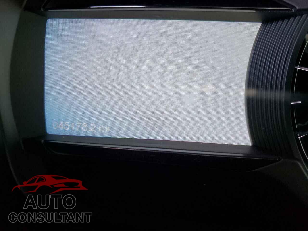 FORD TAURUS 2017 - 1FAHP2KT4HG117025