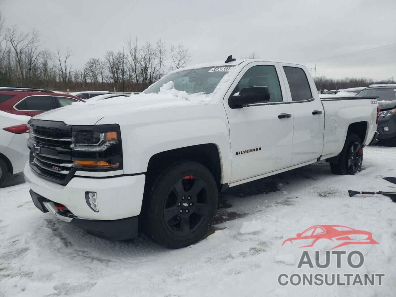 CHEVROLET SILVERADO 2018 - 1GCVKREC6JZ267180