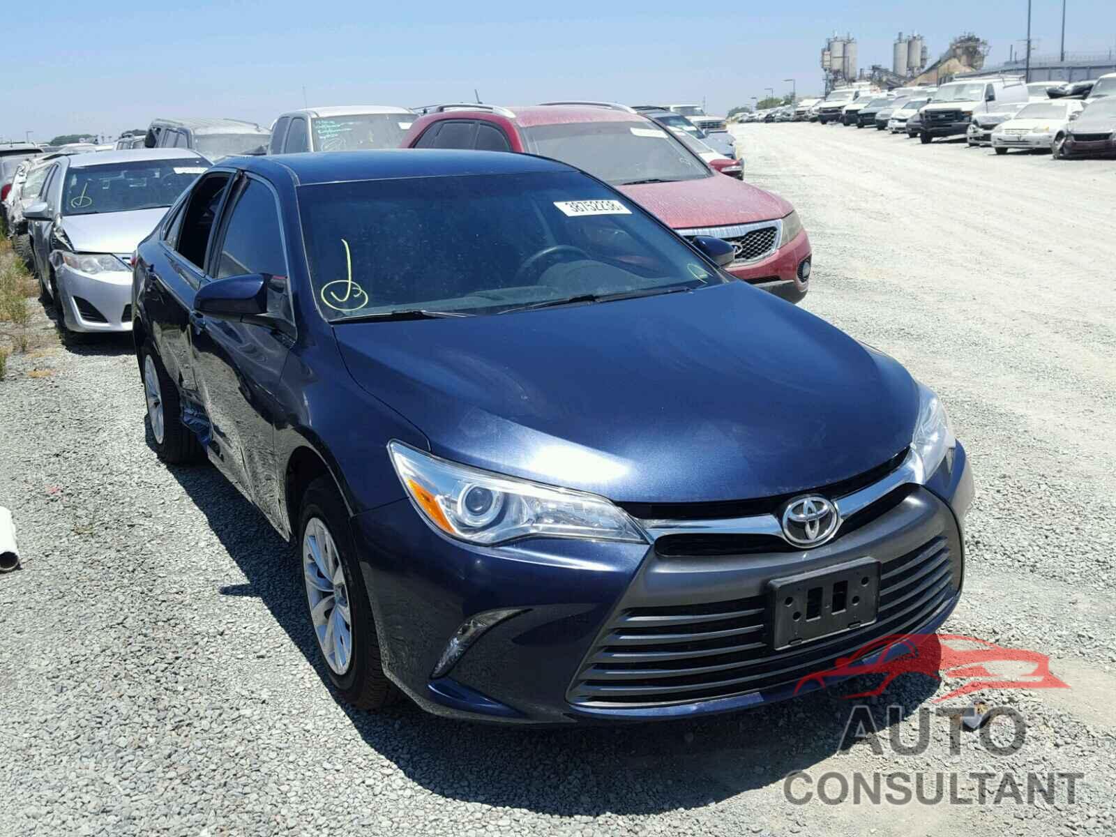 TOYOTA CAMRY 2016 - 4T4BF1FK7GR530203