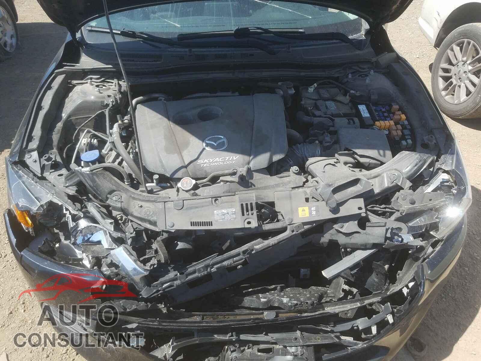 MAZDA 3 2017 - 3MZBN1K72HM100732