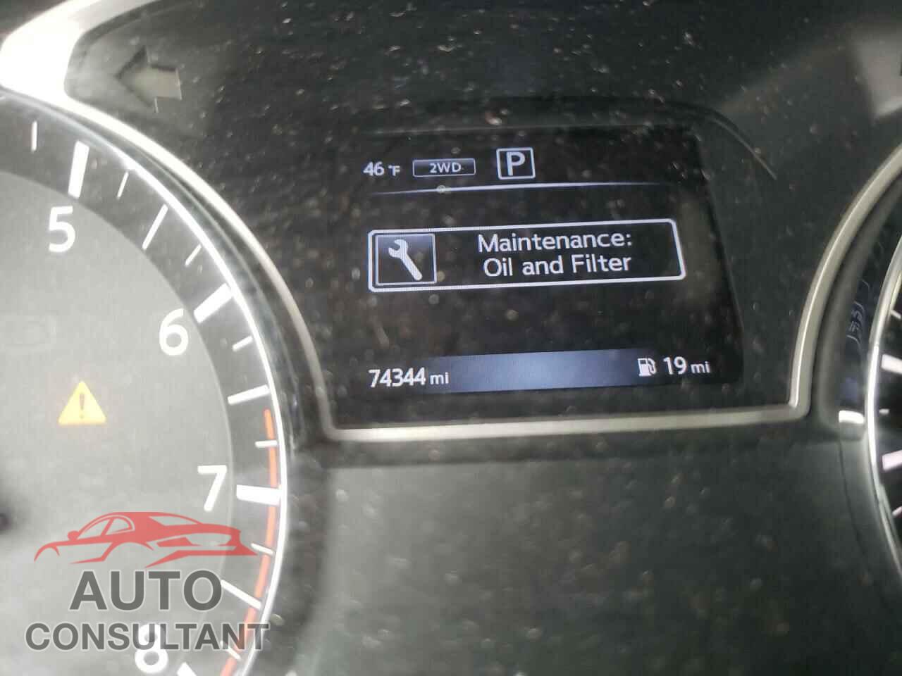NISSAN PATHFINDER 2017 - 5N1DR2MM2HC911498
