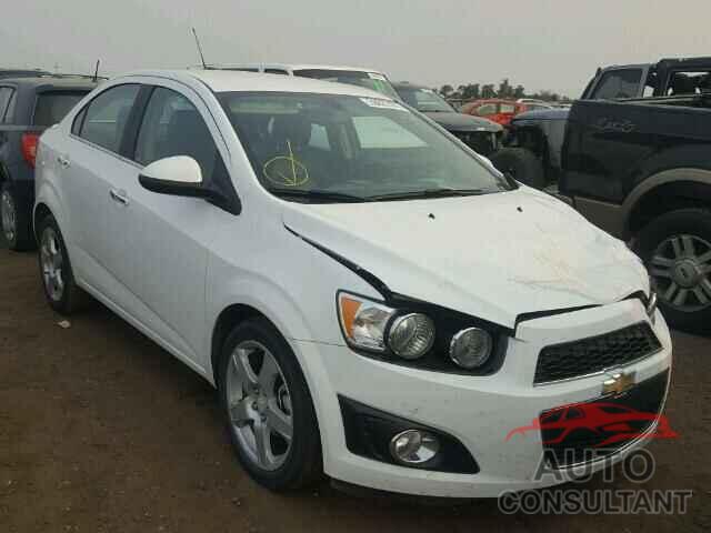 CHEVROLET SONIC 2016 - 1G1JE5SB0G4137372