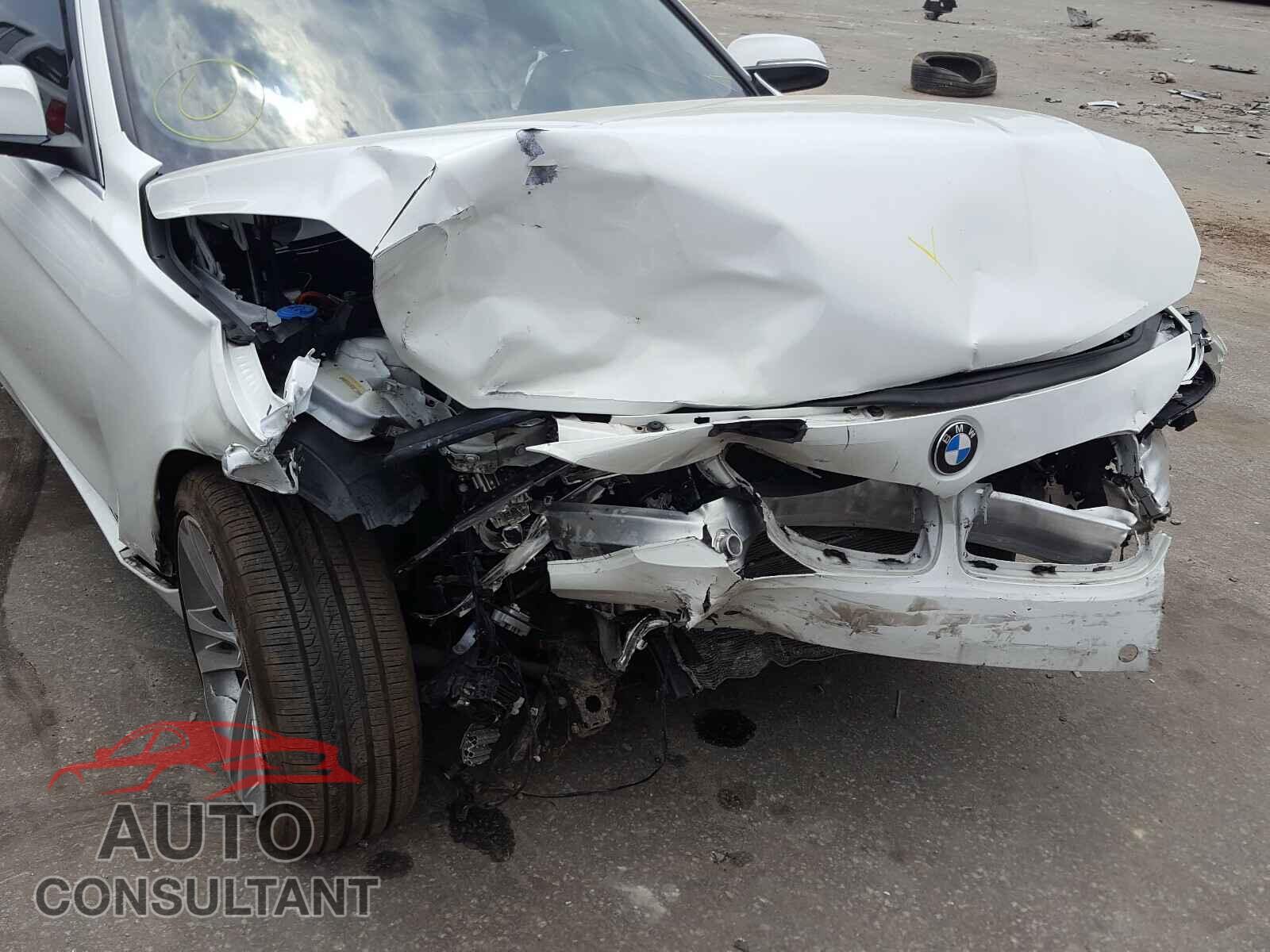 BMW 3 SERIES 2017 - WBA8B9C39HK885514