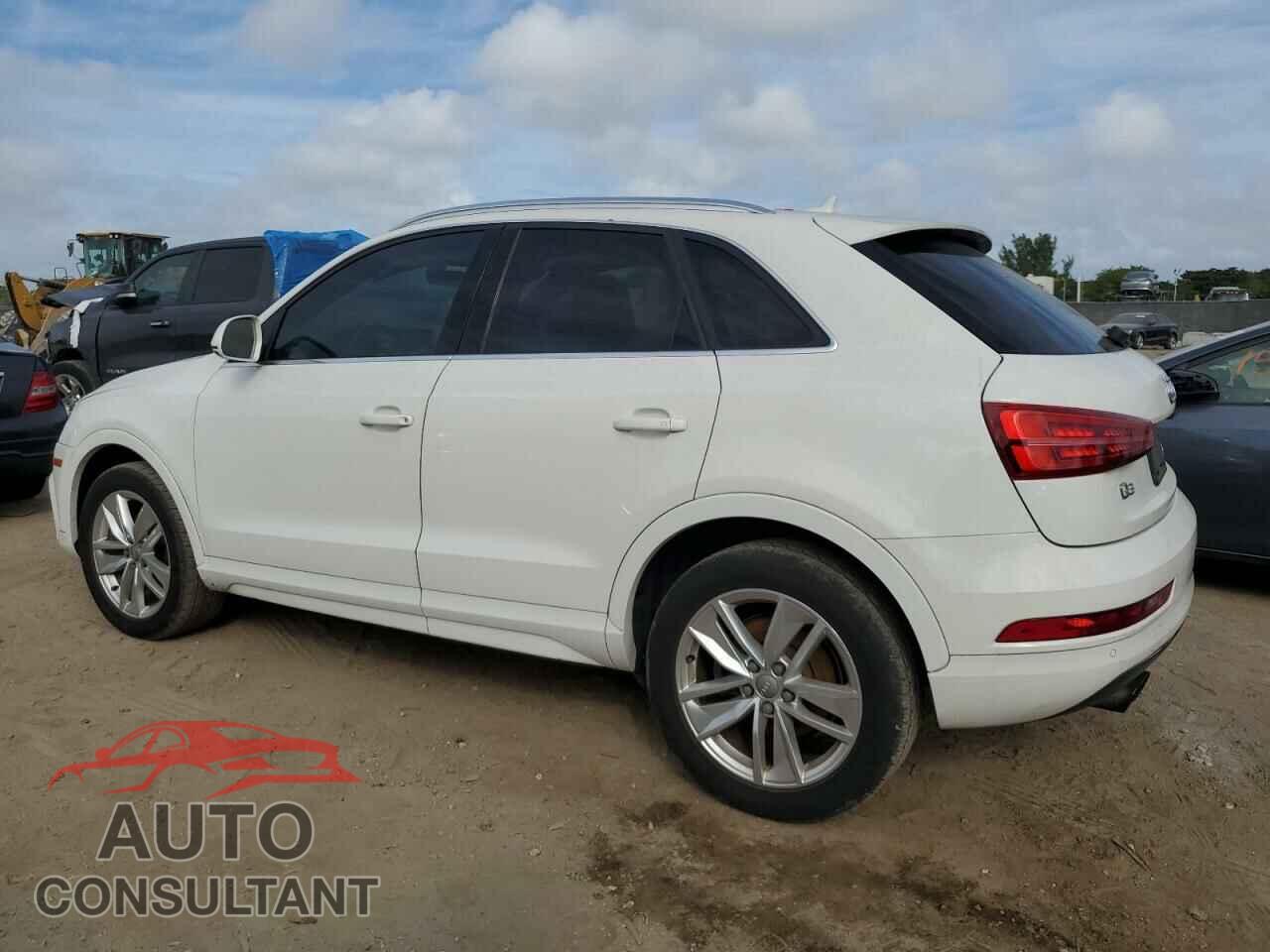 AUDI Q3 2016 - WA1EFCFS7GR009504