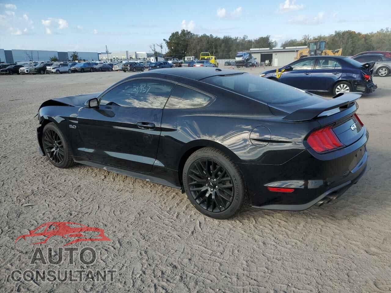 FORD MUSTANG 2020 - 1FA6P8CF8L5111445