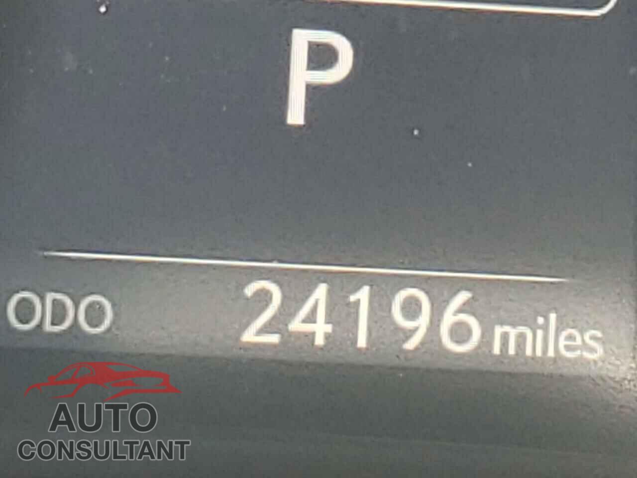 LEXUS IS 2018 - JTHBA1D23J5071669