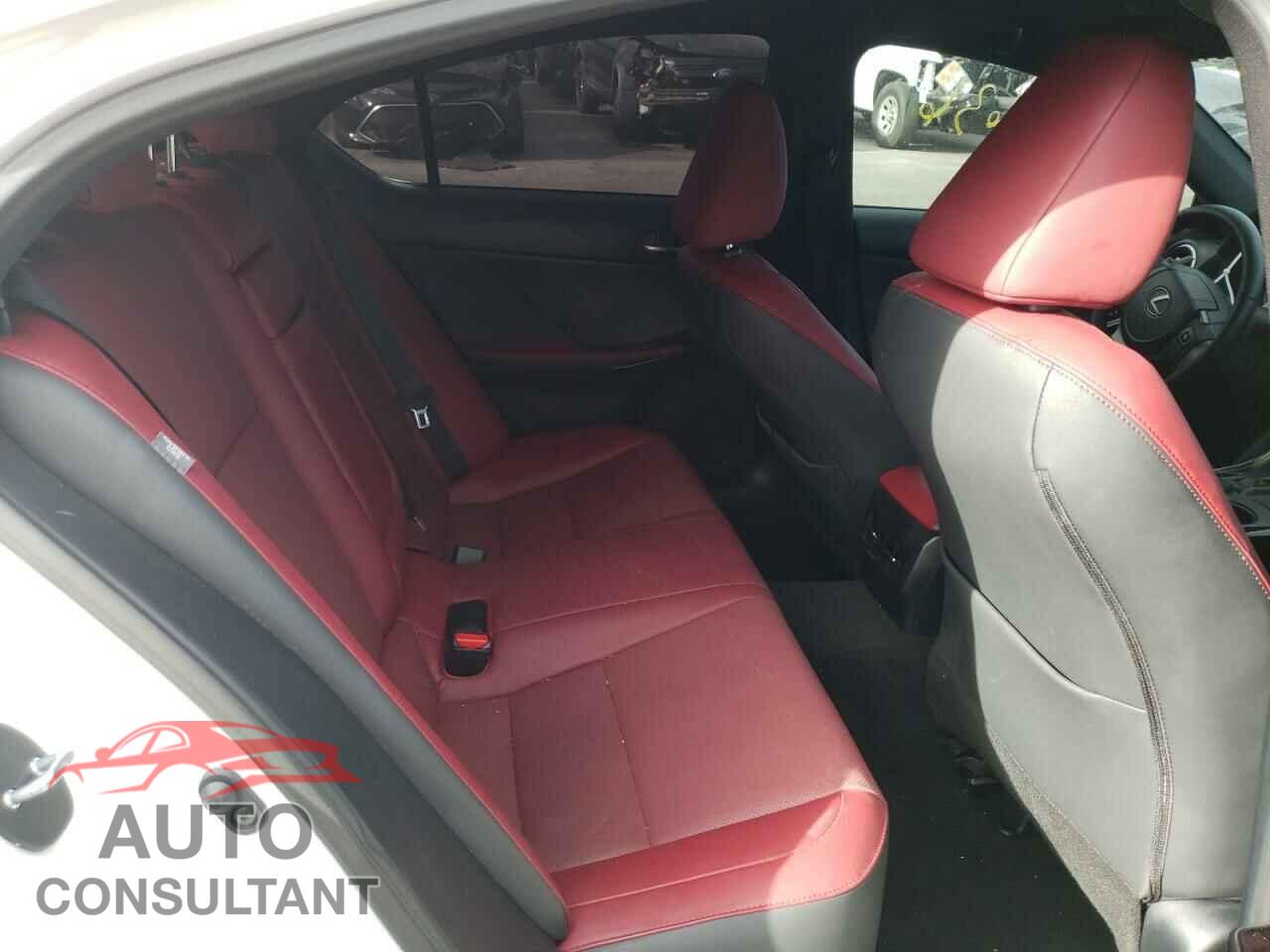 LEXUS IS 2021 - JTHAA1D28M5114466