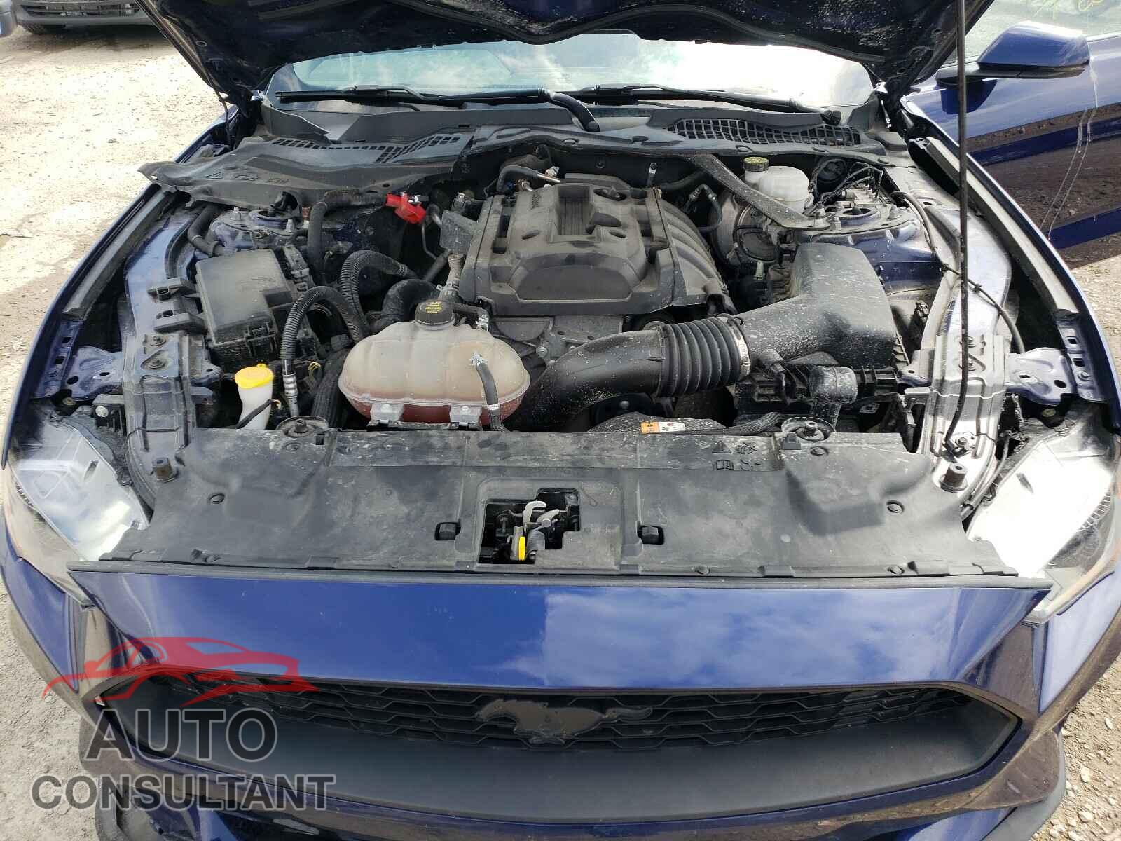 FORD MUSTANG 2018 - 1FATP8UH8J5145532
