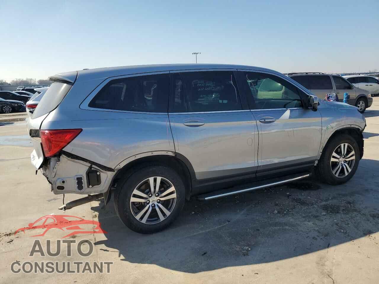 HONDA PILOT 2018 - 5FNYF5H58JB032955