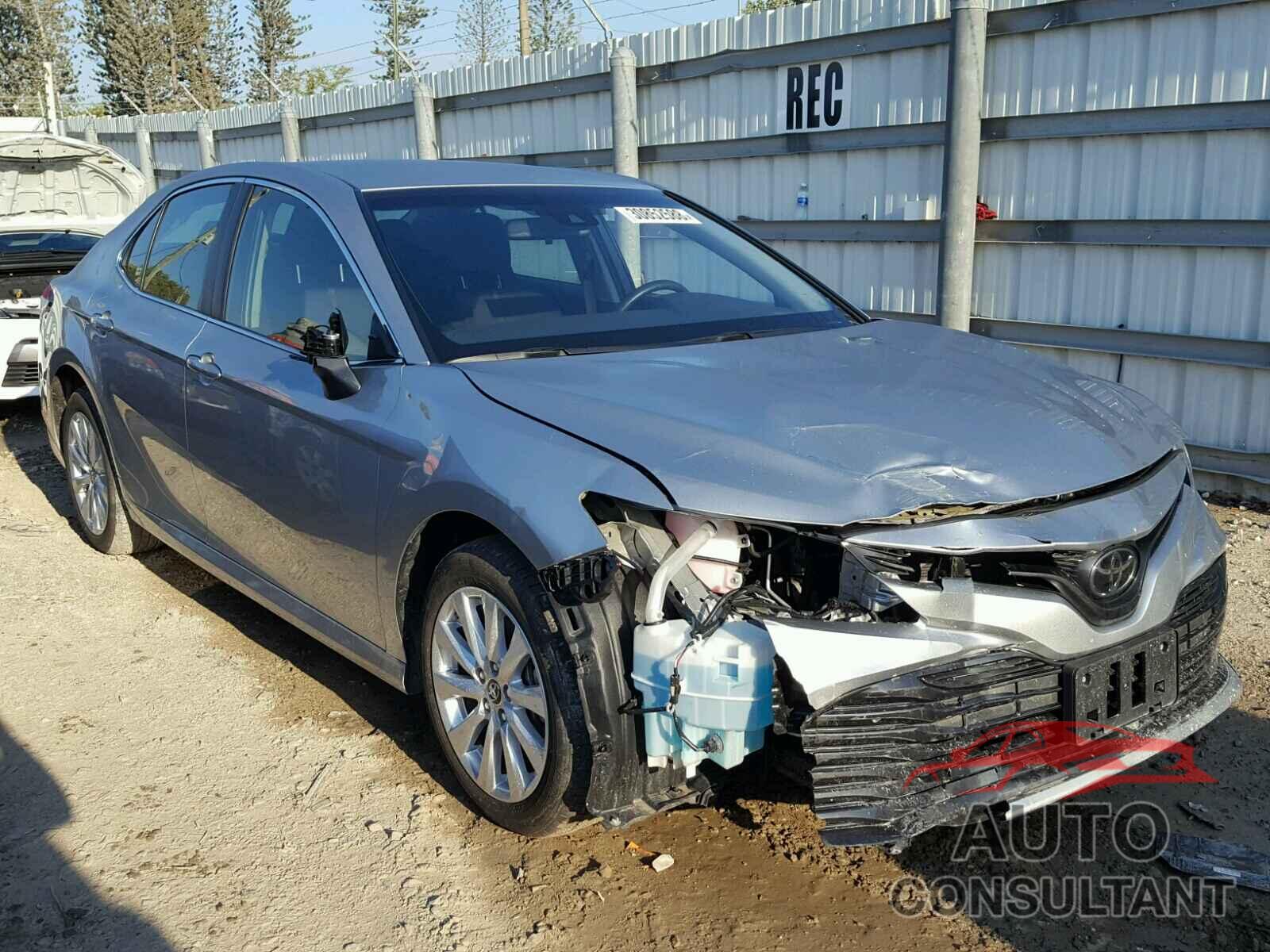 TOYOTA CAMRY 2018 - JTNB11HK1J3022733