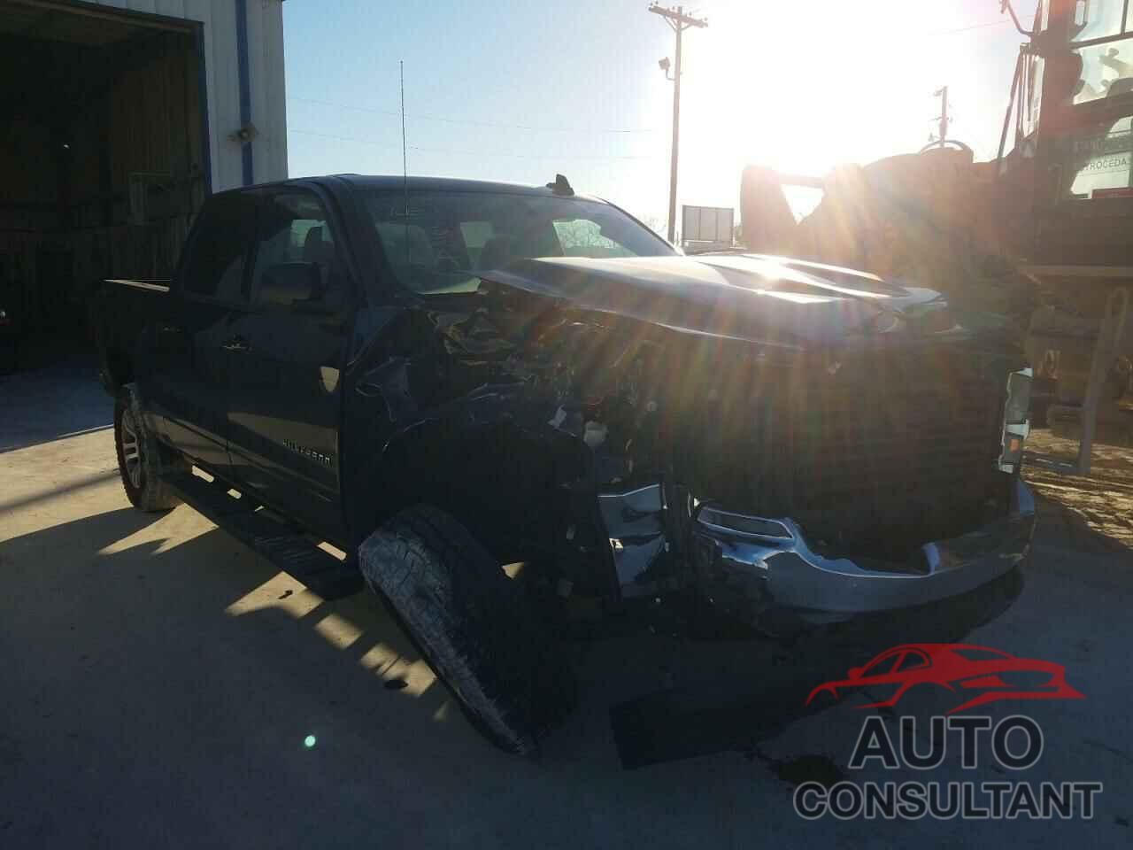 CHEVROLET SILVERADO 2018 - 3GCUKREC5JG452543