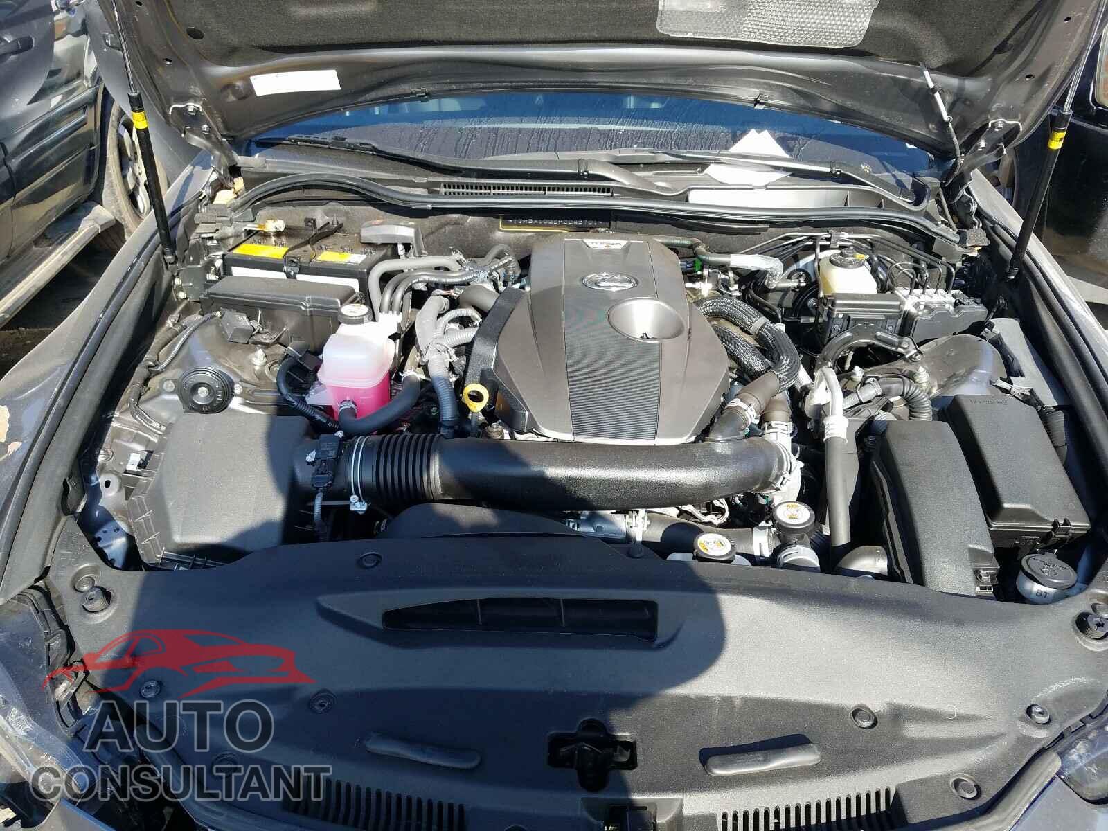 LEXUS IS 2017 - JTHBA1D26H5043701