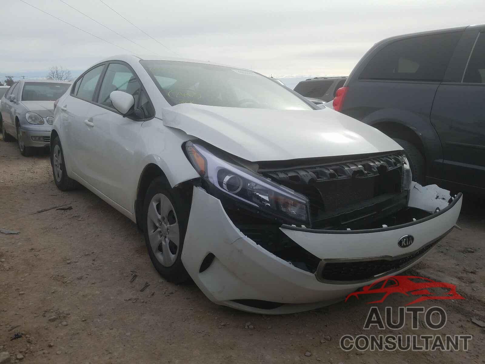 KIA FORTE 2018 - 3KPFK4A71JE240075