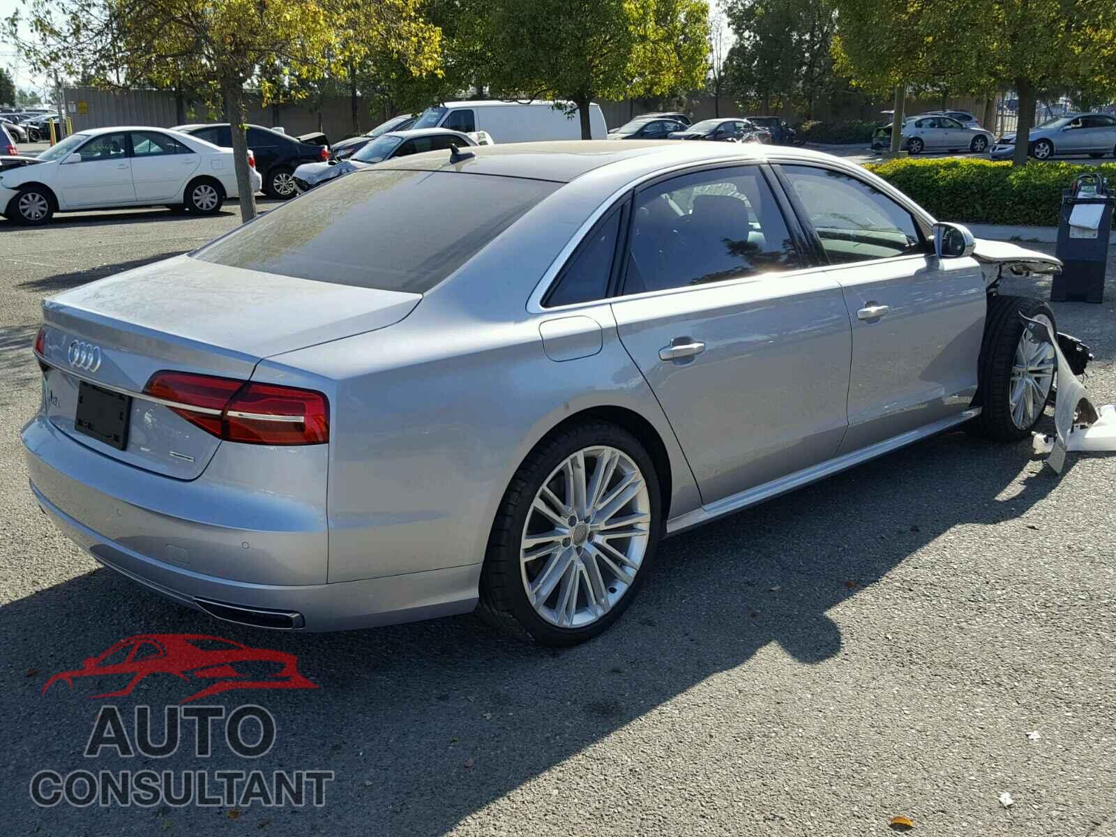AUDI A8 2017 - WAU44AFD7HN010090