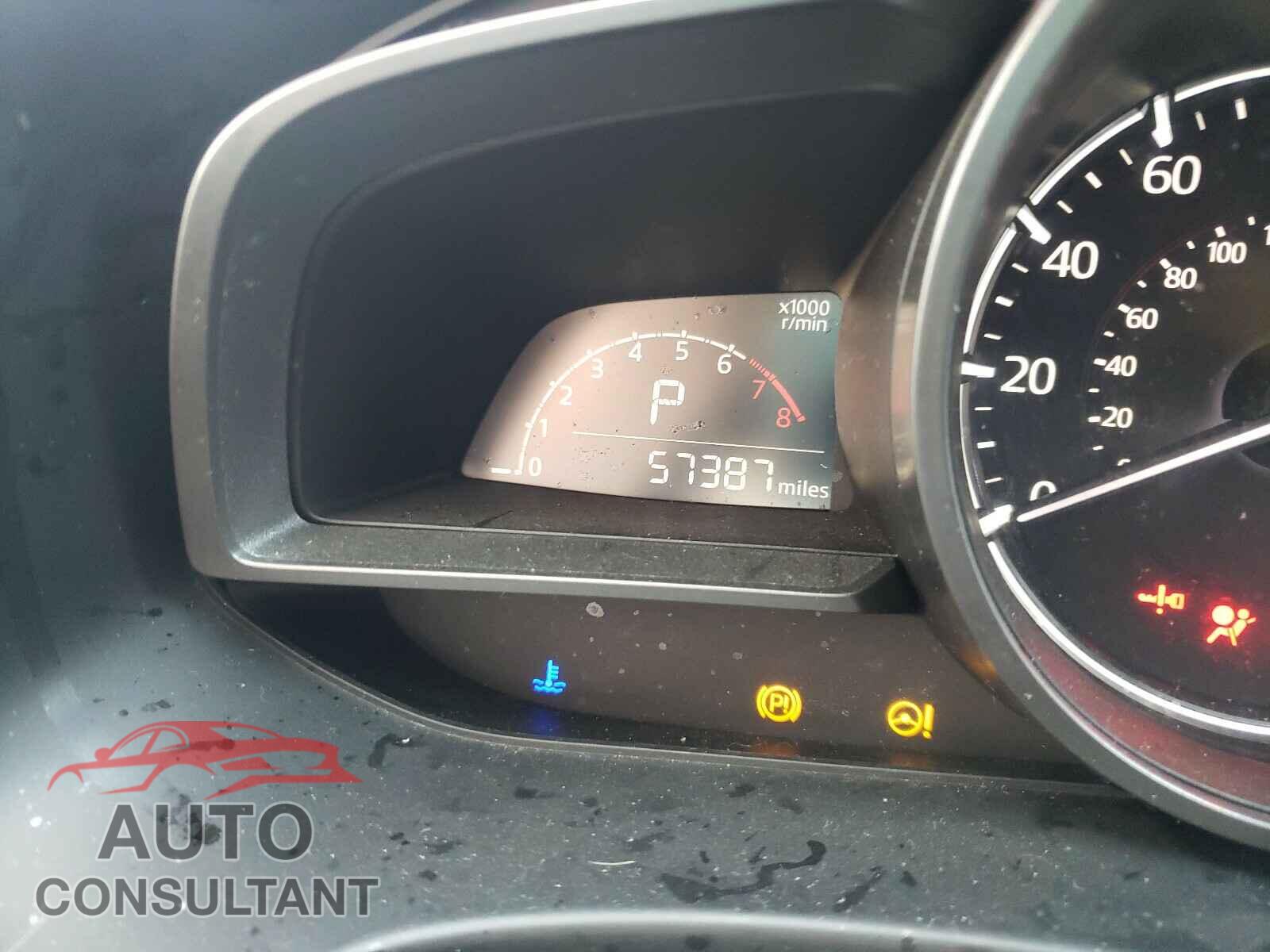 MAZDA 3 2017 - 3MZBN1V7XHM112266