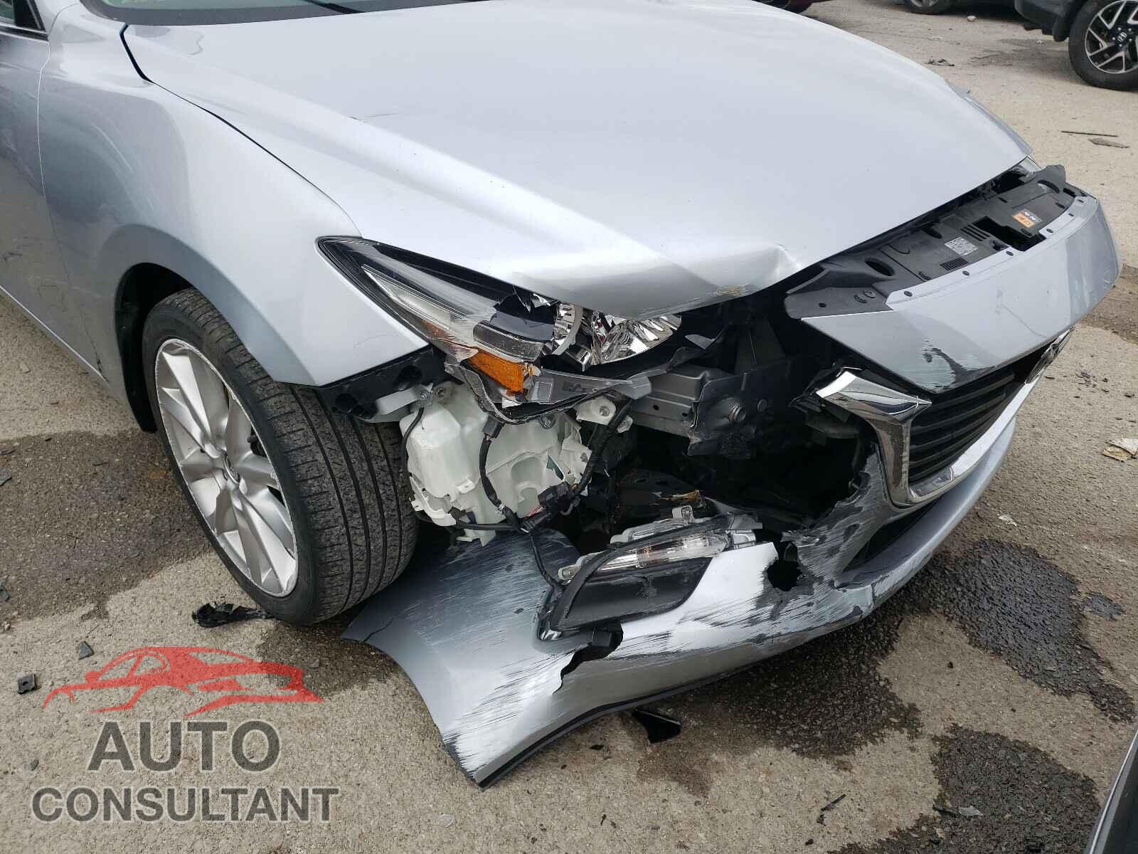 MAZDA 3 2017 - 3MZBN1V74HM138524