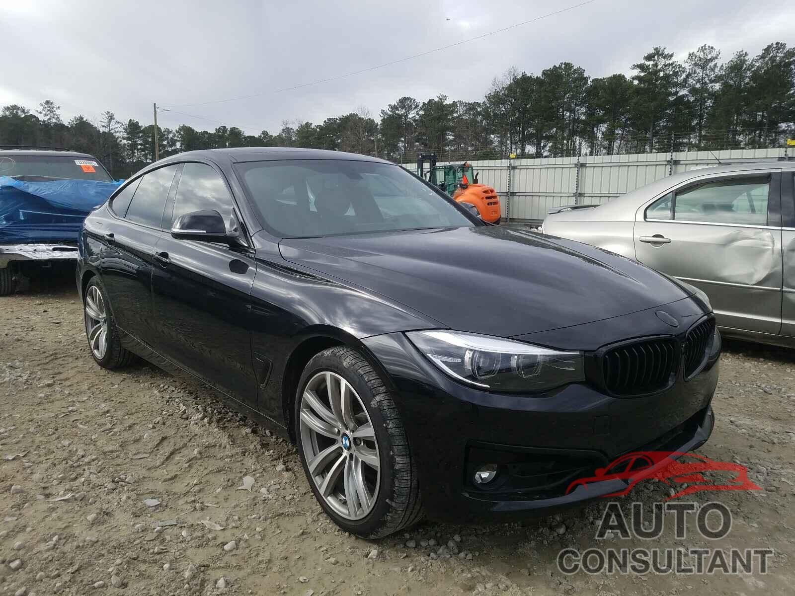 BMW 3 SERIES 2018 - WBA8Z9C59JG827781