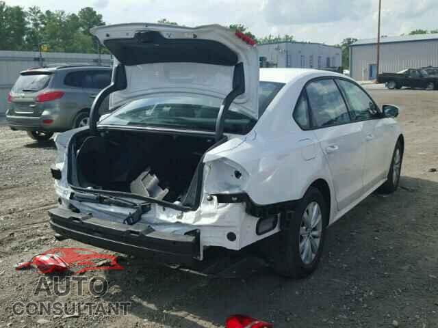 VOLKSWAGEN PASSAT 2015 - 1VWAS7A34FC011698