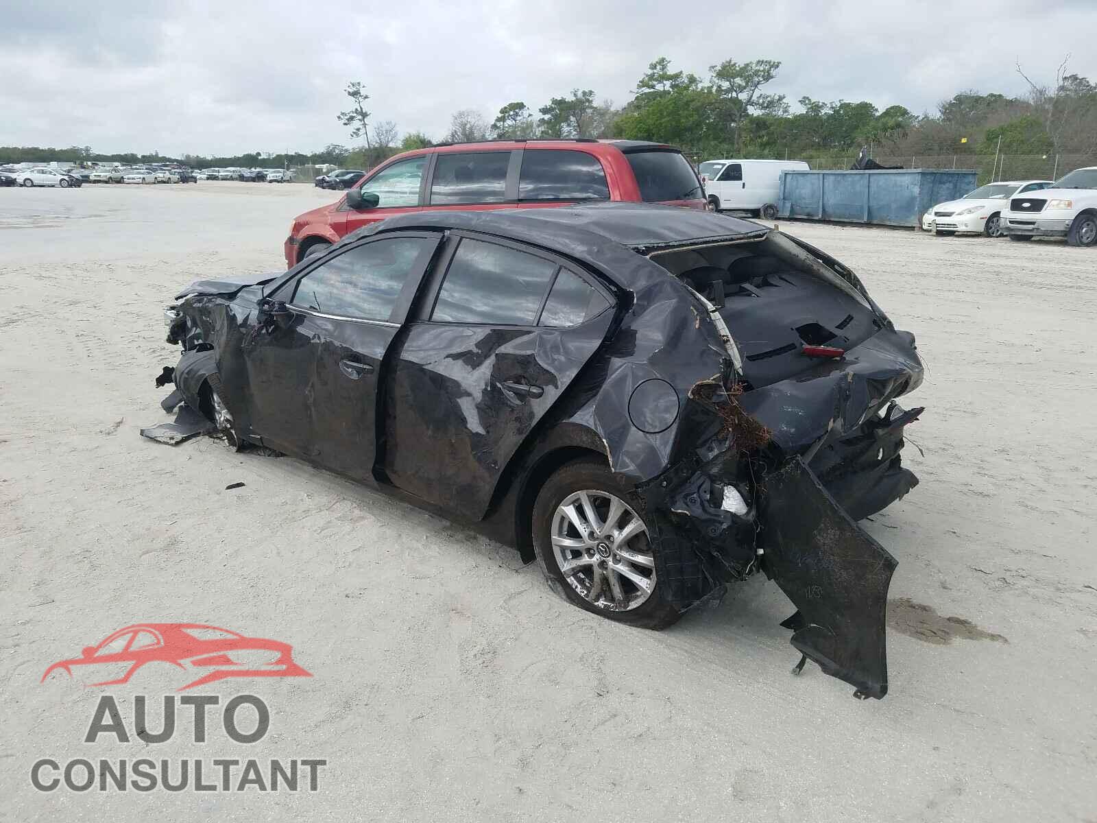 MAZDA 3 2017 - 3MZBN1U79HM112485