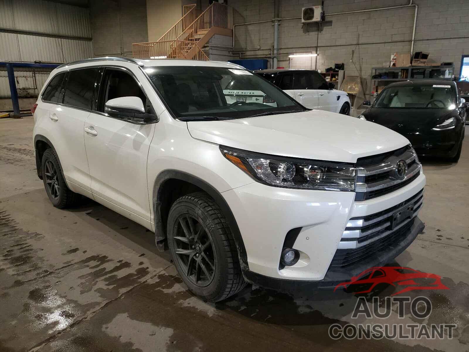 TOYOTA HIGHLANDER 2019 - 5TDDZRFH2KS940826