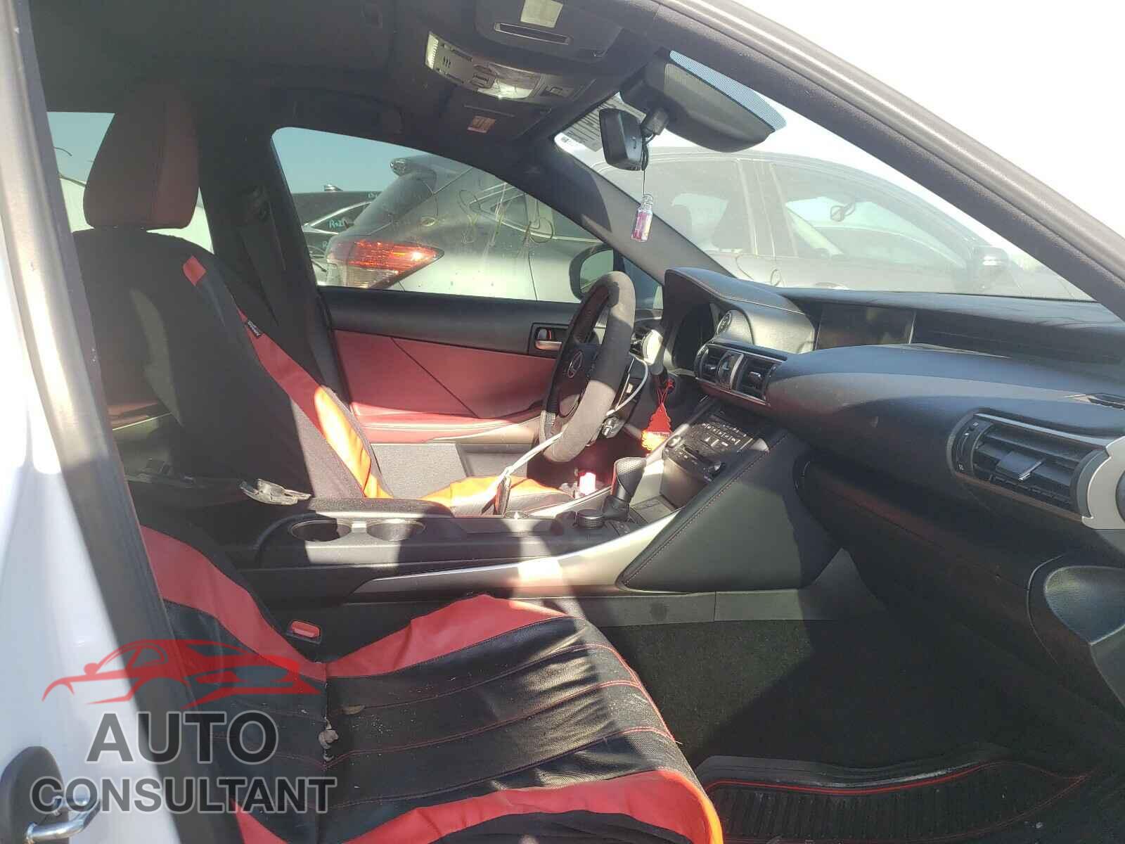 LEXUS IS 2020 - JTHGZ1B28L5035576