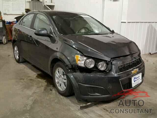 CHEVROLET SONIC 2016 - 1G1JC5SH1G4177650