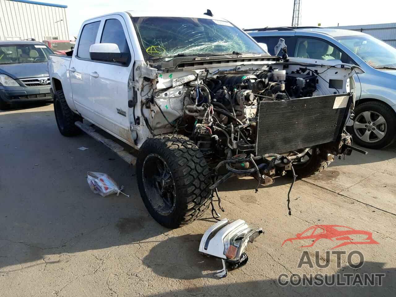 CHEVROLET SILVERADO 2018 - 3GCUKREC0JG267168
