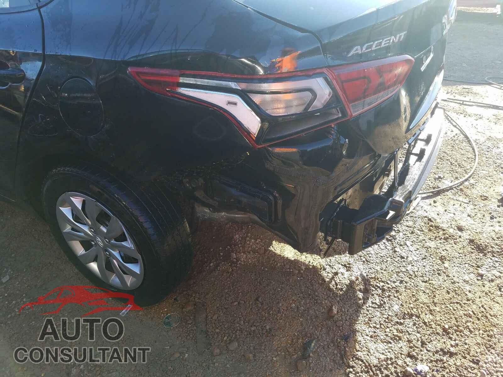 HYUNDAI ACCENT 2018 - 3KPC24A34JE017738