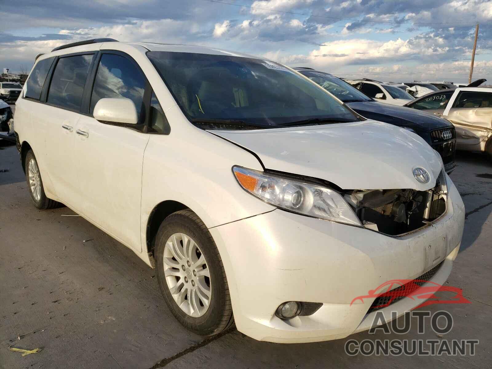 TOYOTA SIENNA 2017 - 5TDYZ3DC8HS864303