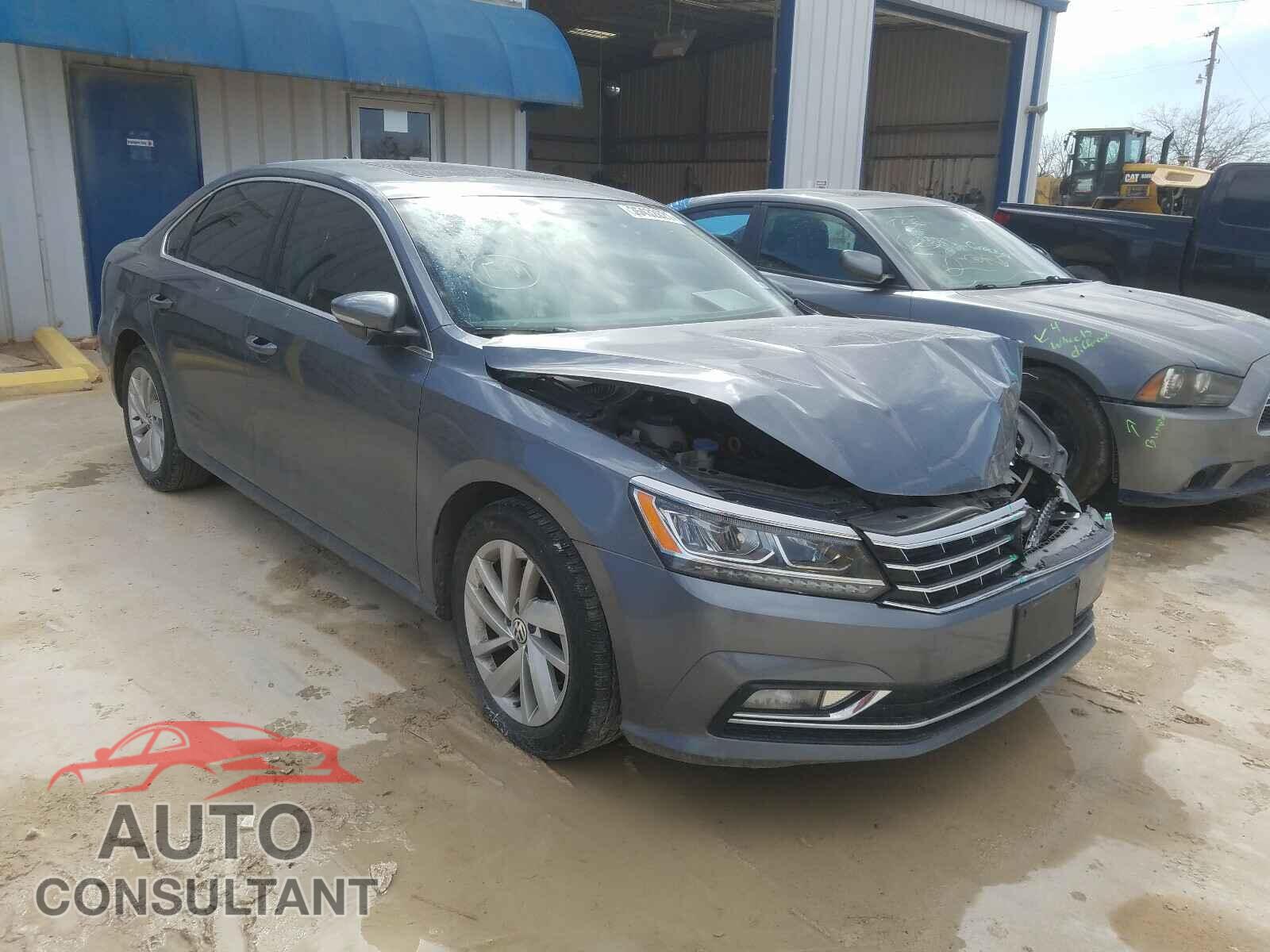 VOLKSWAGEN PASSAT 2018 - 1VWBA7A35JC044807