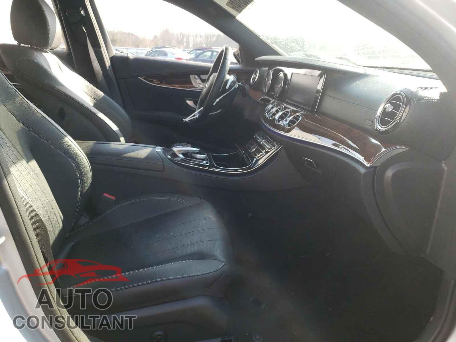 MERCEDES-BENZ E CLASS 2017 - WDDZF4KB8HA186149