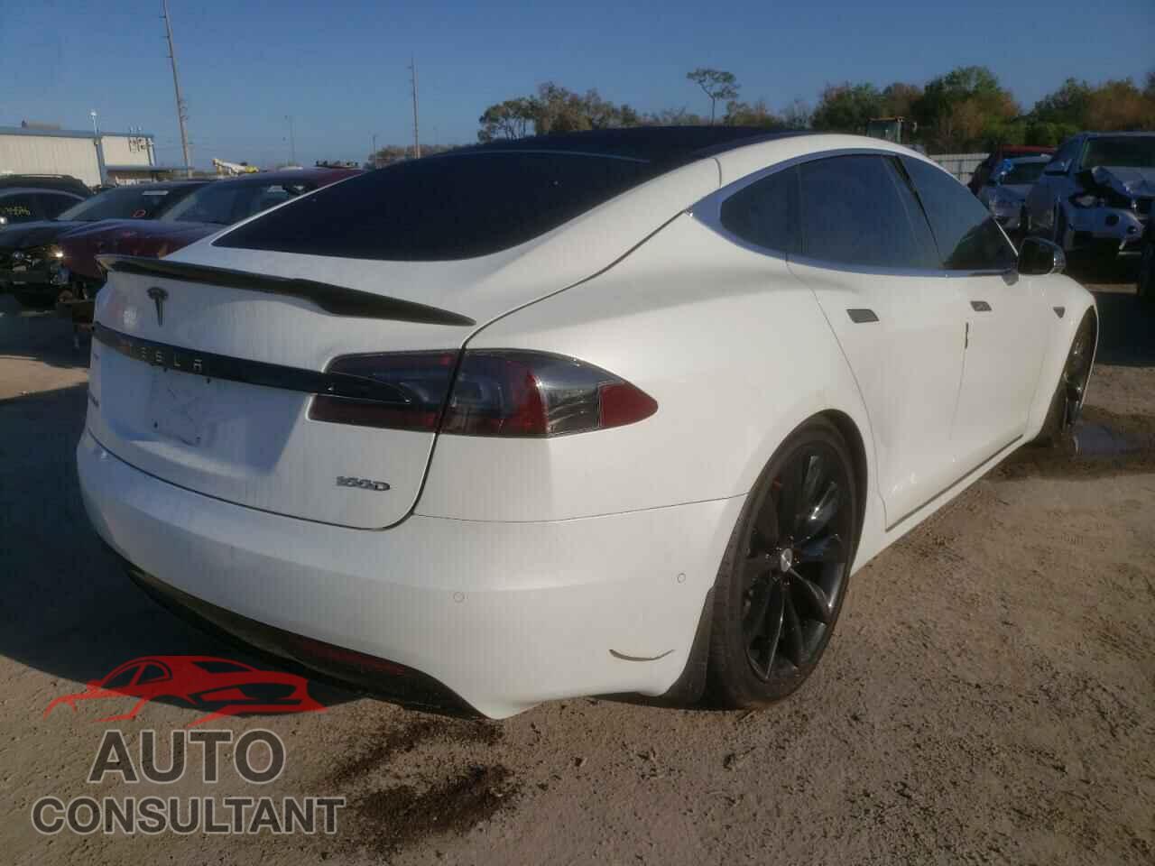TESLA MODEL S 2017 - 5YJSA1E20HF203201