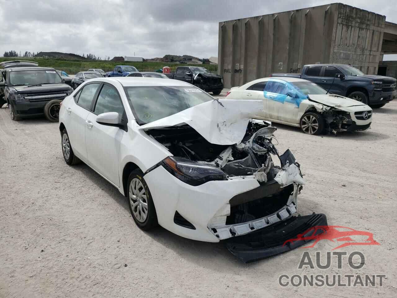 TOYOTA COROLLA 2017 - 5YFBURHE3HP673447