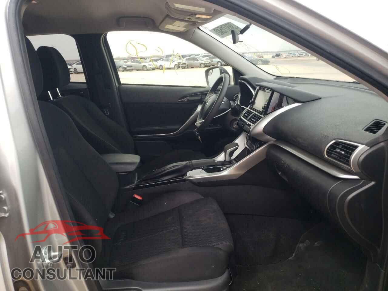 MITSUBISHI ECLIPSE 2019 - JA4AT3AA5KZ030351