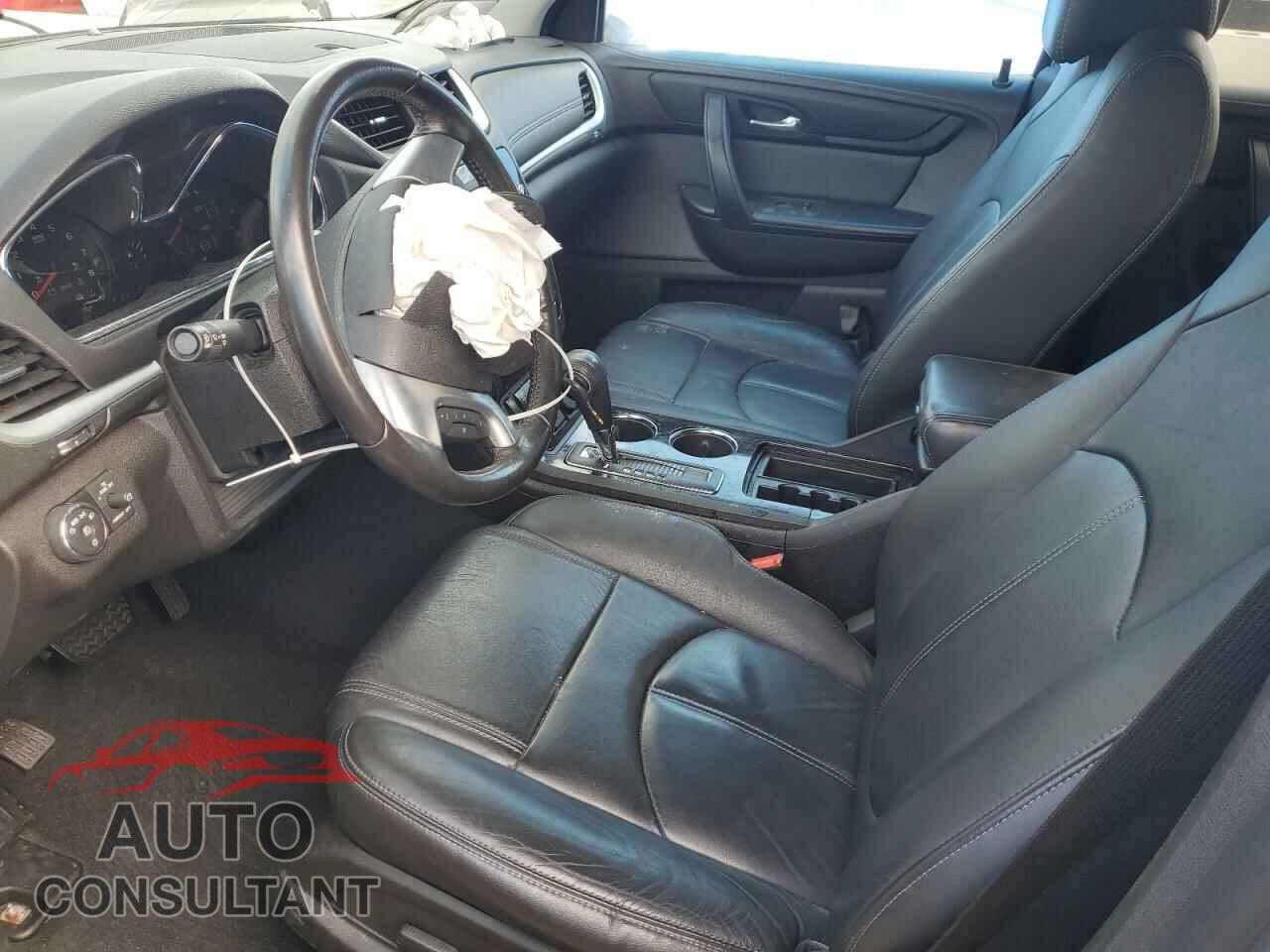 CHEVROLET TRAVERSE 2016 - 1GNKRHKD2GJ155366
