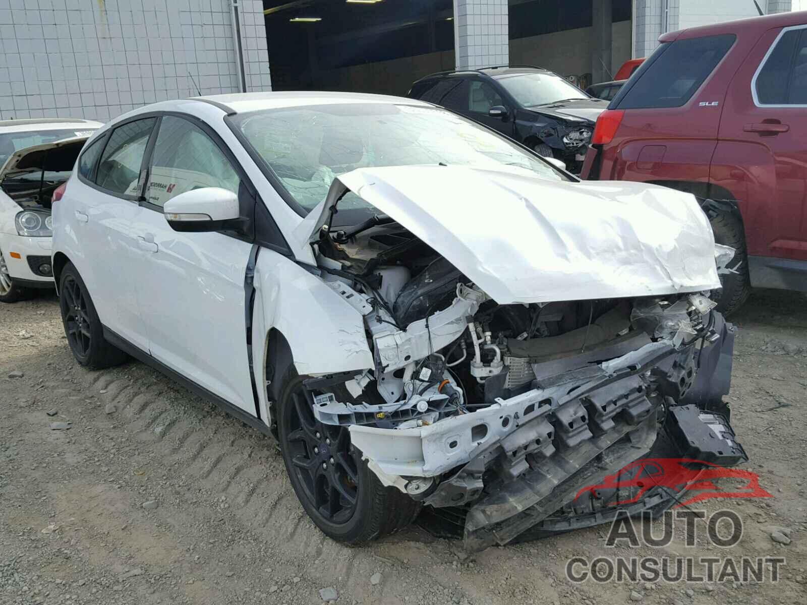 FORD FOCUS 2016 - 1FADP3K24GL299309