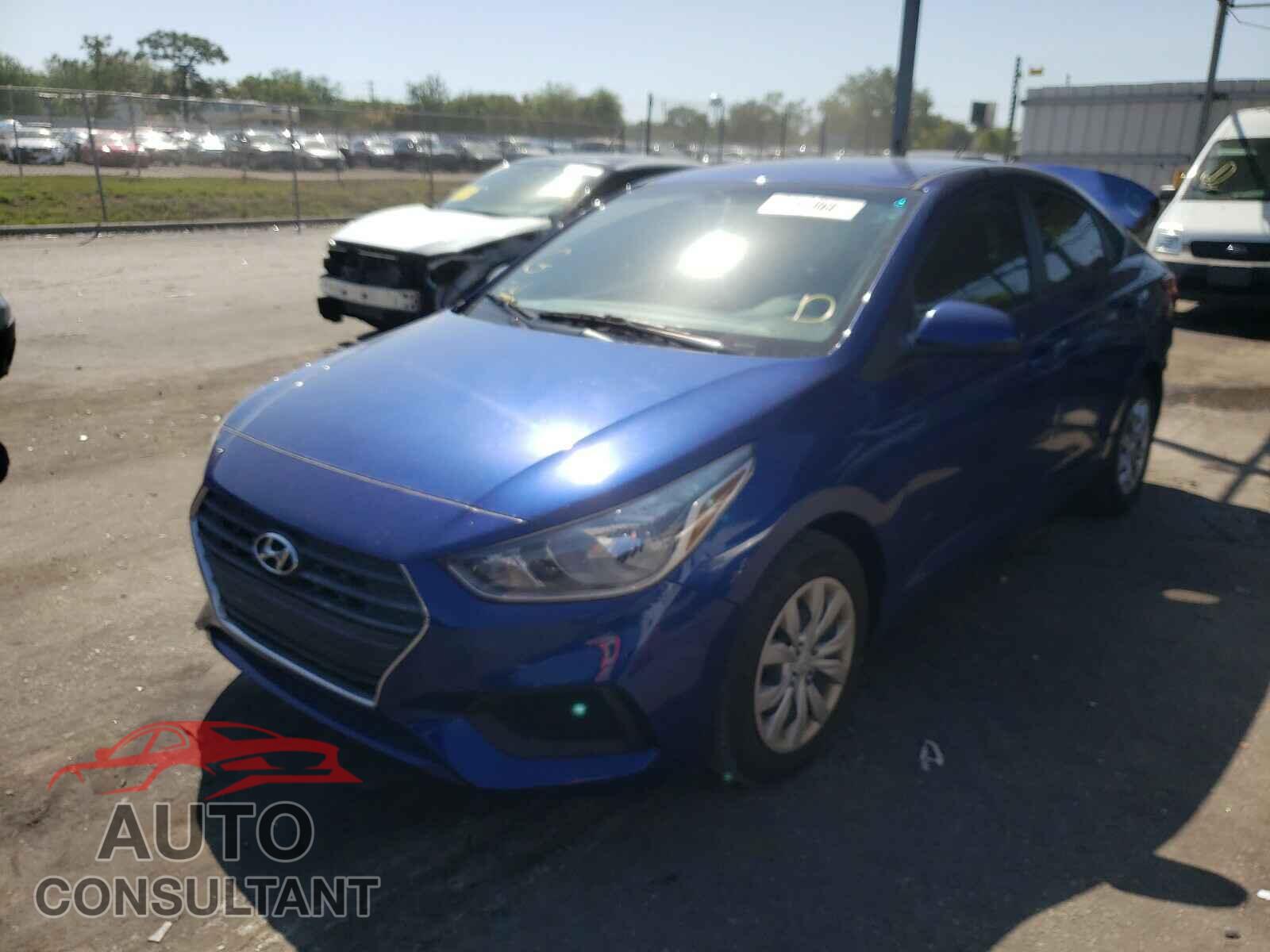 HYUNDAI ACCENT 2018 - 3KPC24A39JE021705