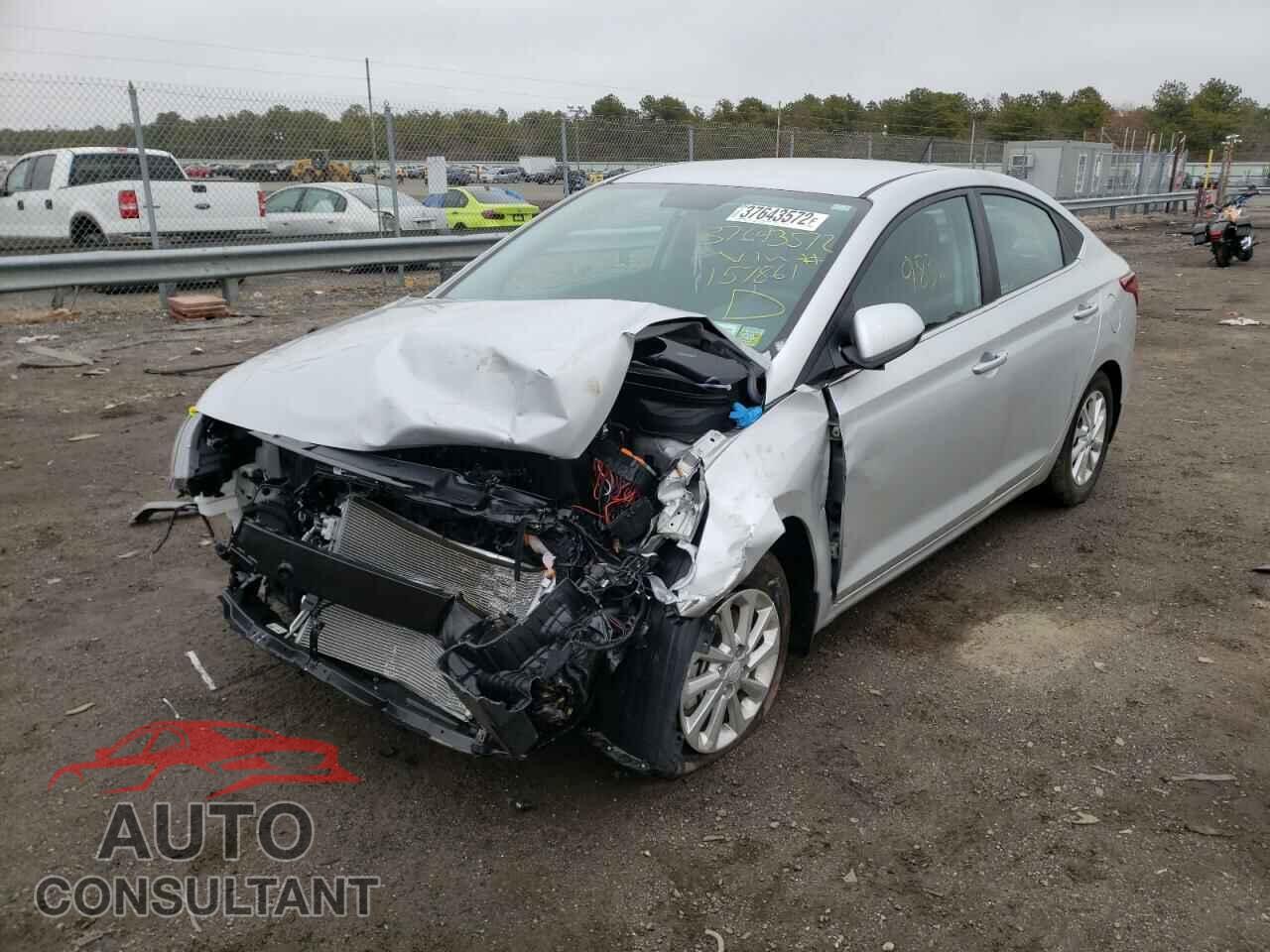 HYUNDAI ACCENT 2022 - 3KPC24A61NE157861
