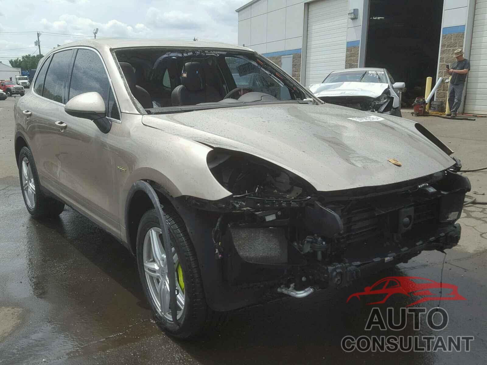 PORSCHE CAYENNE 2015 - WP1AE2A23FLA51127